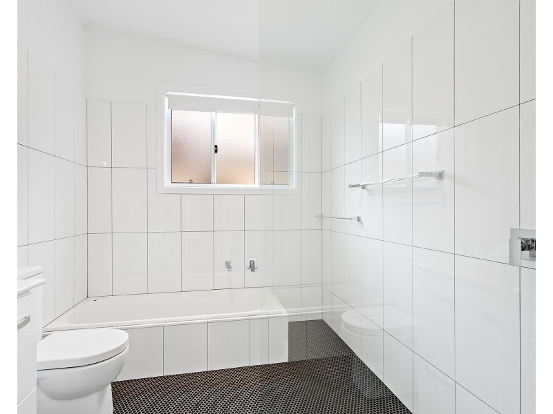 13 Francis Street, Corrimal NSW 2518