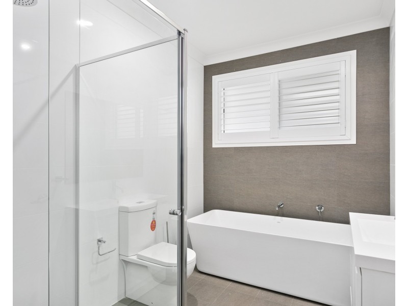 31 Lockheed Hudson Drive, Horsley NSW 2530