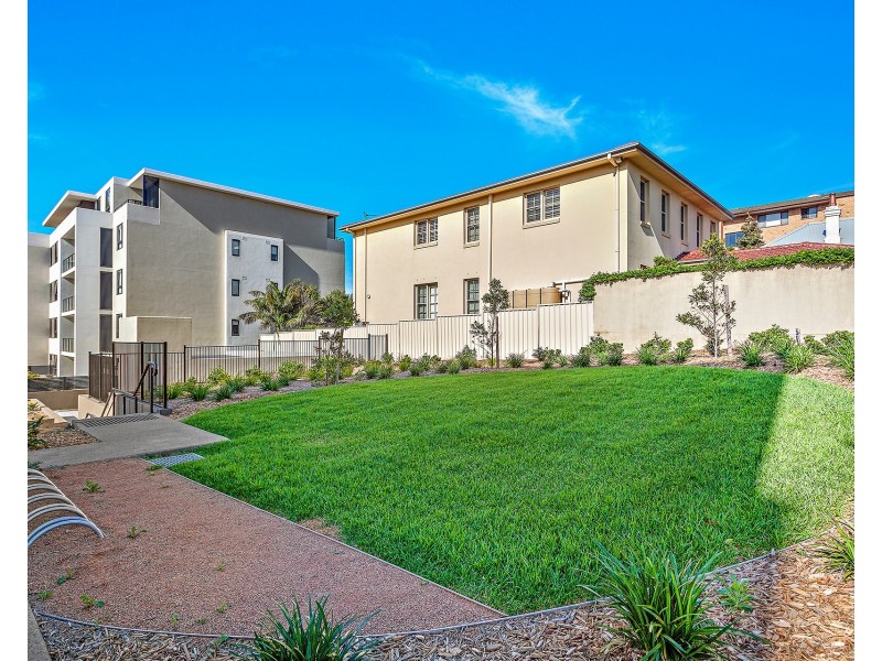 2/3-5 Wiseman Avenue, Wollongong NSW 2500