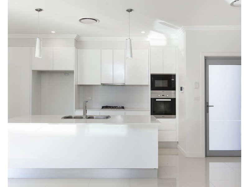 2/102 Balgownie Road, Balgownie NSW 2519