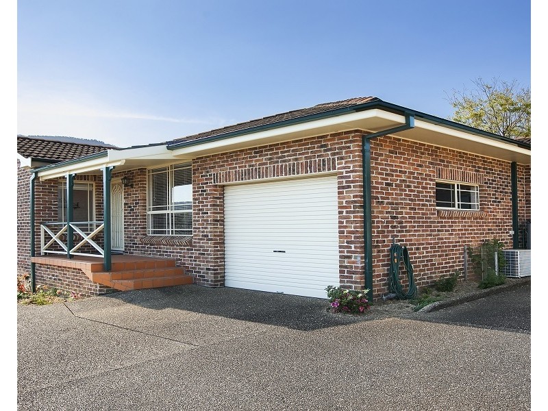 2/1 Armstrong Street, West Wollongong NSW 2500