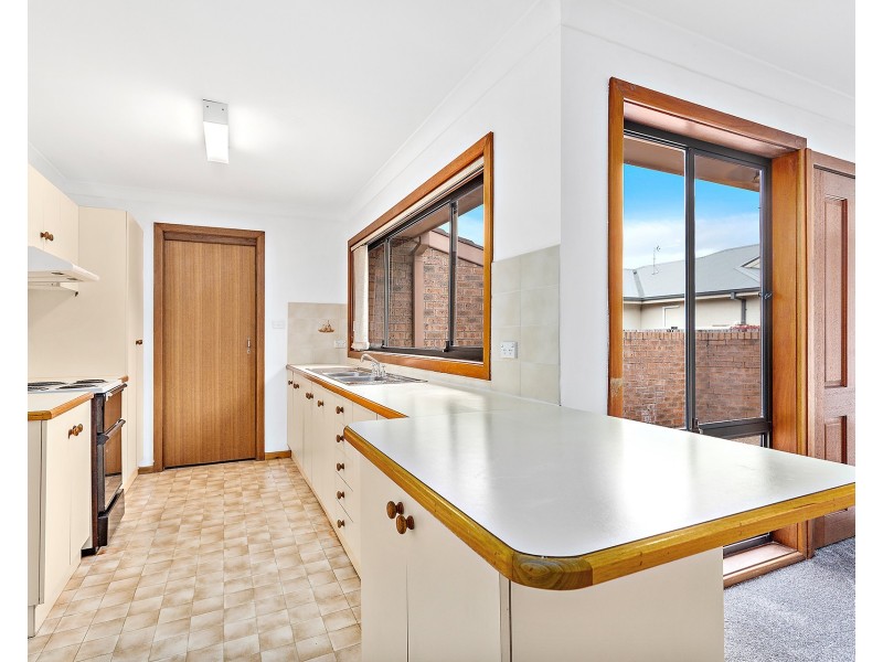 5/18 Greenacre Road, Wollongong NSW 2500