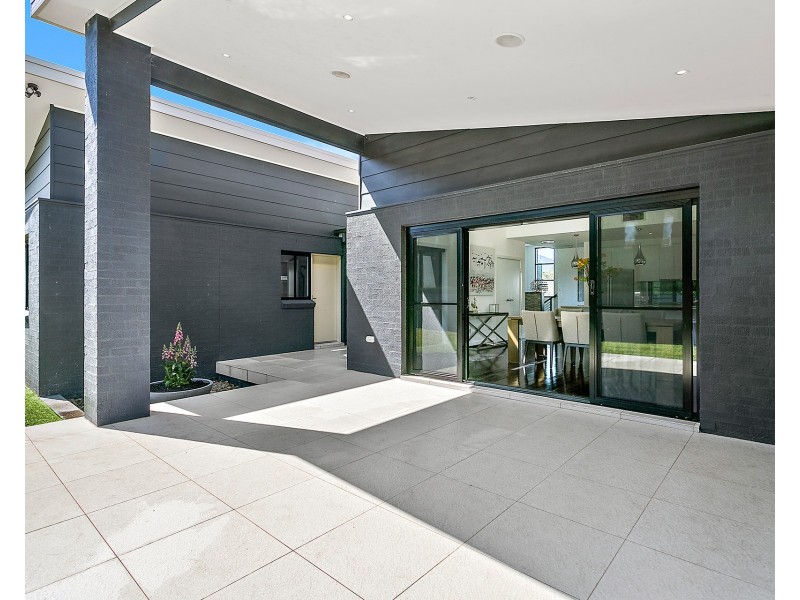 17 Gahnia Avenue, Figtree NSW 2525