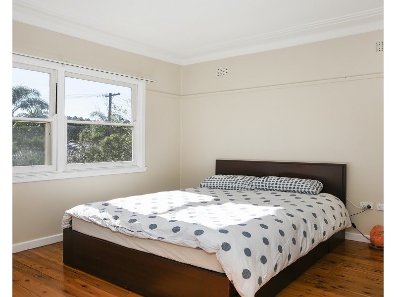 19 Akuna Street, Keiraville NSW 2500