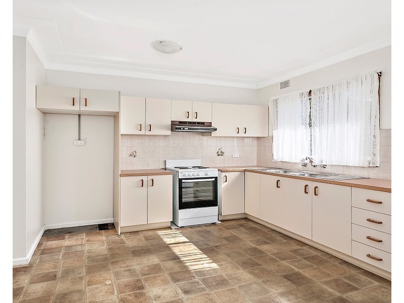 14 Ramah Avenue, Mount Ousley NSW 2519