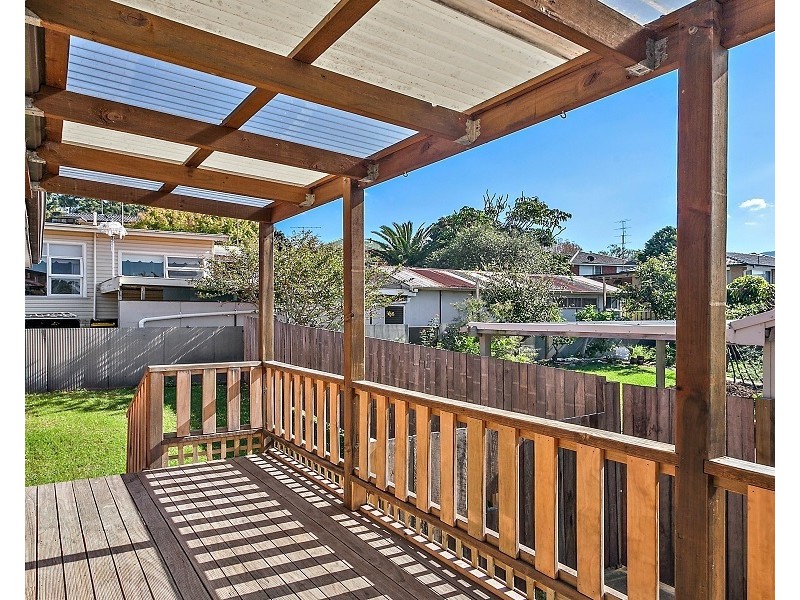 14 Ramah Avenue, Mount Ousley NSW 2519