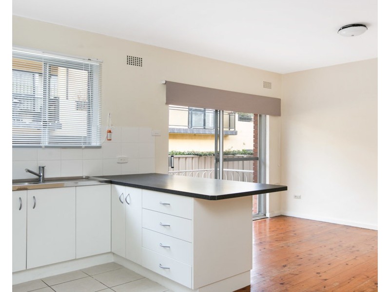 2/204 Gipps Road, Gwynneville NSW 2500