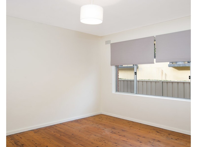 2/204 Gipps Road, Gwynneville NSW 2500