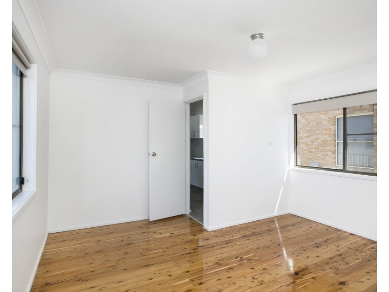 4 Lawson Street, Fairy Meadow NSW 2519