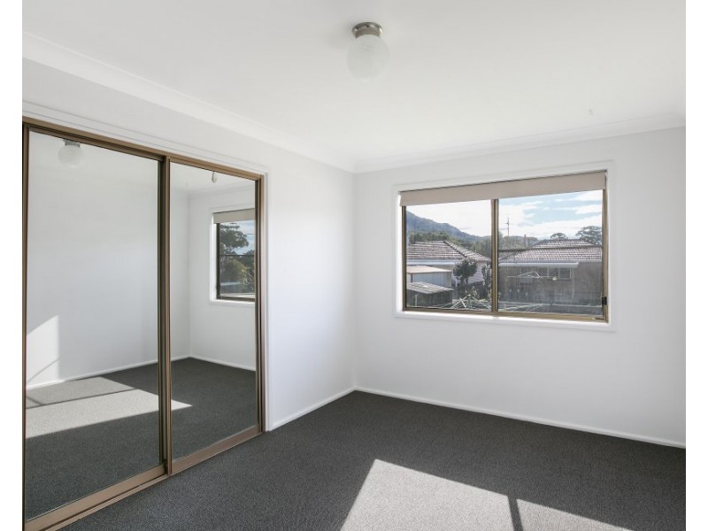 4 Lawson Street, Fairy Meadow NSW 2519