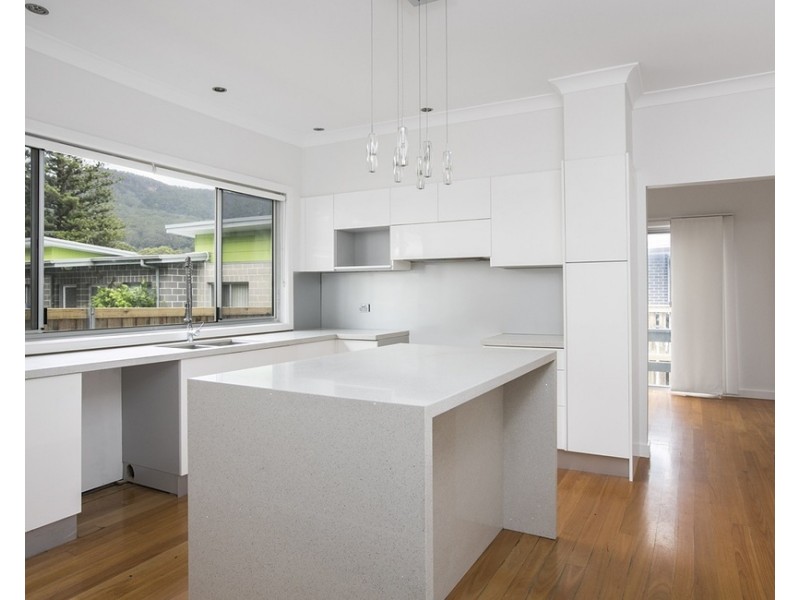 6 Henry Street, Tarrawanna NSW 2518