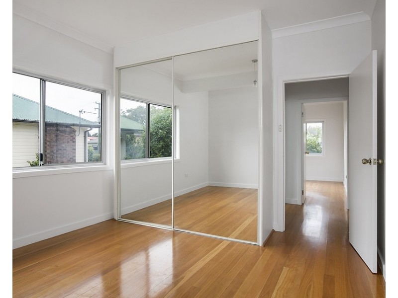 6 Henry Street, Tarrawanna NSW 2518