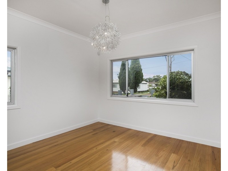 6 Henry Street, Tarrawanna NSW 2518