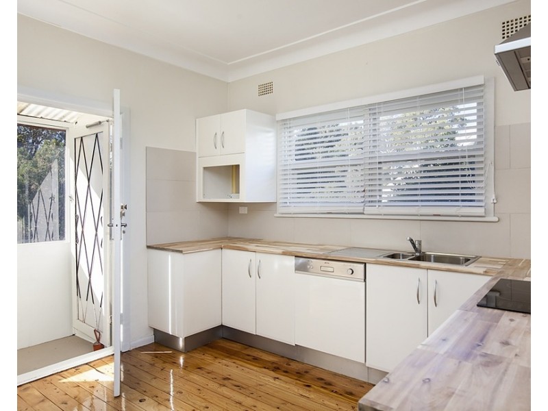 63 Robson Street, Corrimal NSW 2518