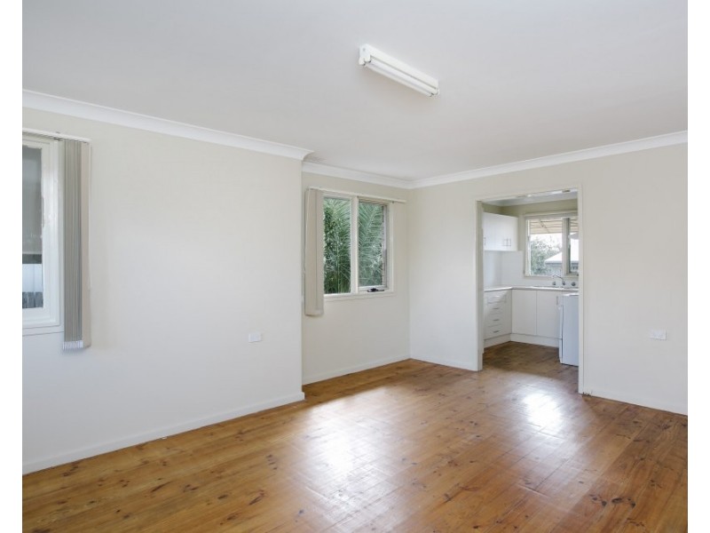 21 Gasnier Road, Barrack Heights NSW 2528