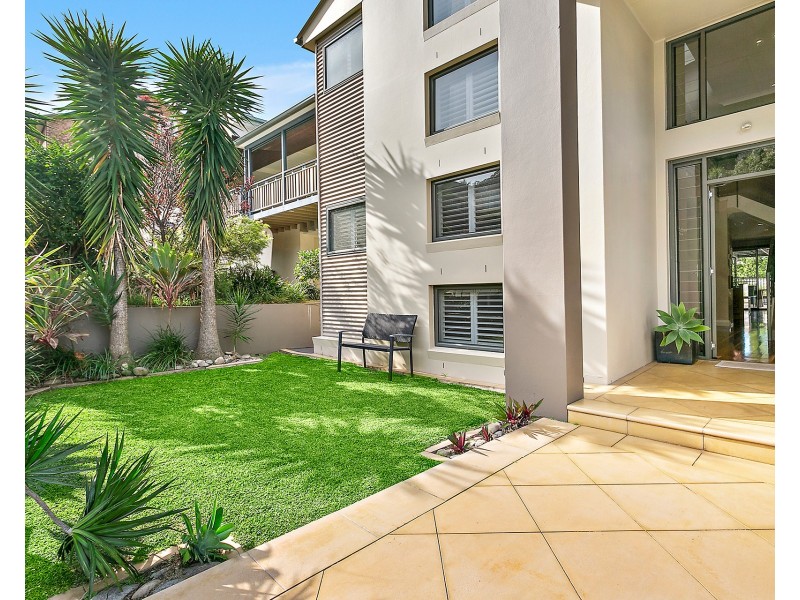 11 Parmenter Avenue, Corrimal NSW 2518