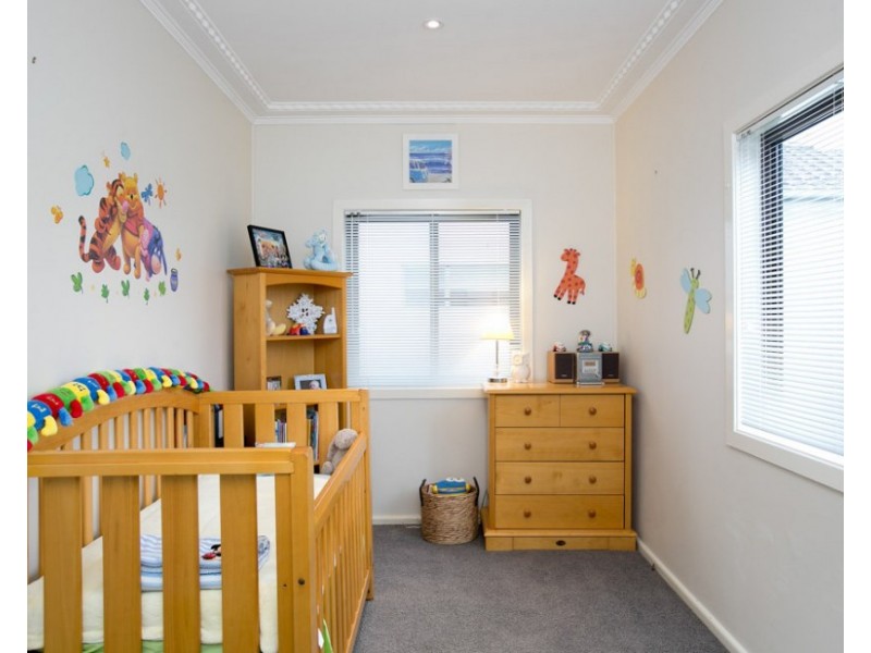 8 Gwynne Street, Gwynneville NSW 2500