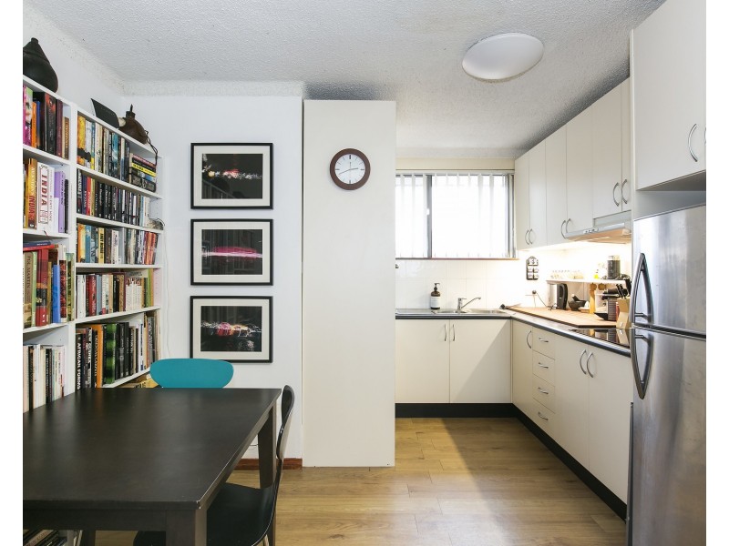 18/27 Osborne Street, Wollongong NSW 2500