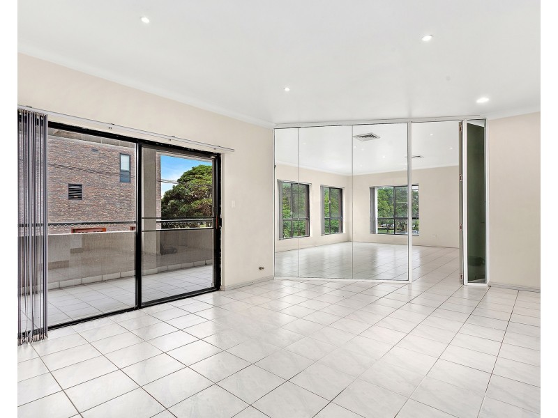 1/102 Kembla Street, Wollongong NSW 2500