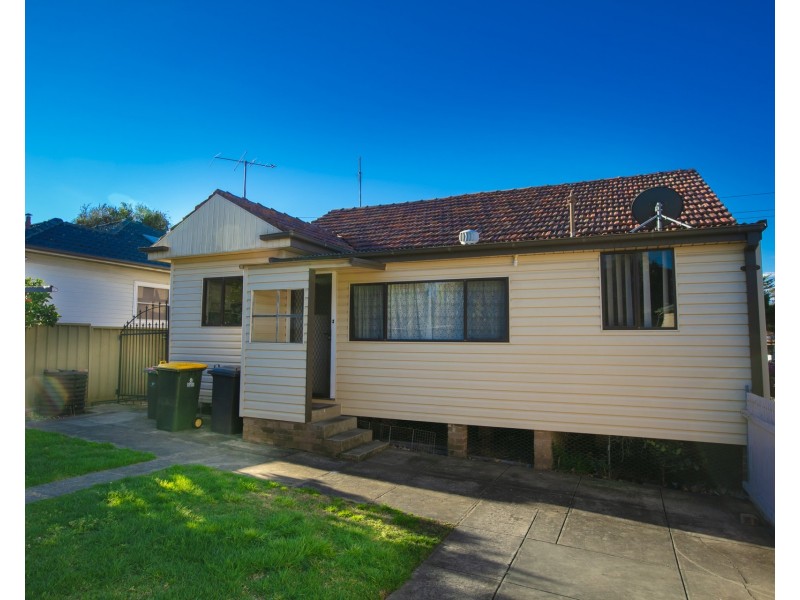 31 Cabbage Tree Lane, Fairy Meadow NSW 2519