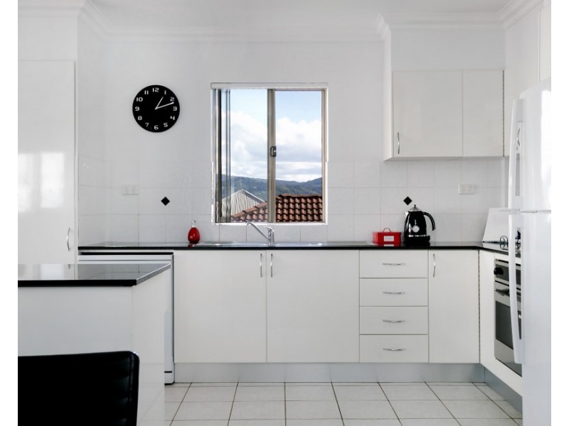 4/44 Loftus Street, Wollongong NSW 2500