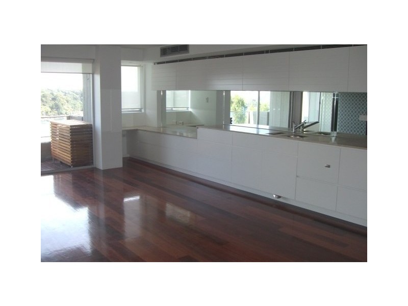 90 Blues Point Road, Mcmahons Point NSW 2060