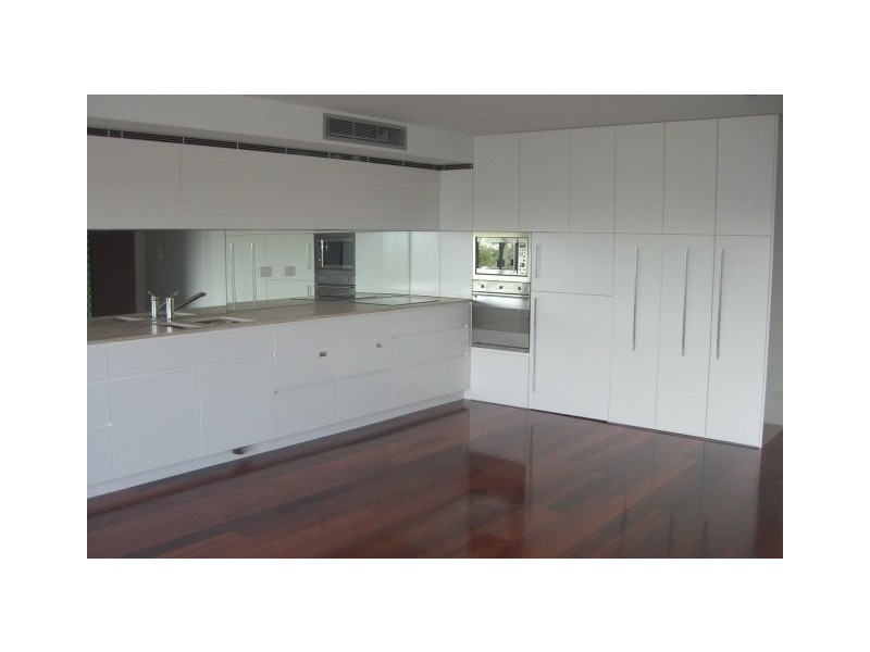 90 Blues Point Road, Mcmahons Point NSW 2060