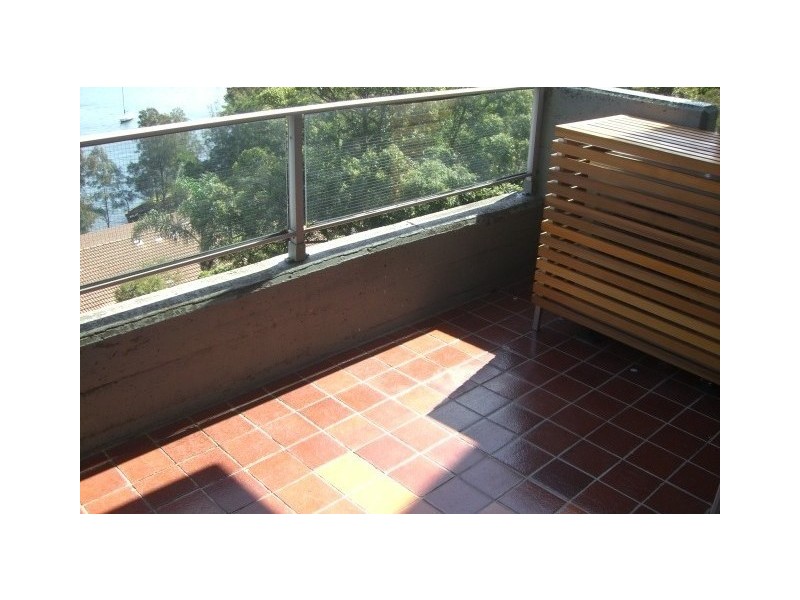 90 Blues Point Road, Mcmahons Point NSW 2060