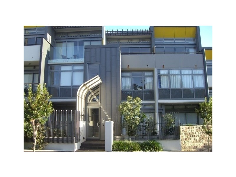 107 Ferry Road, Glebe NSW 2037