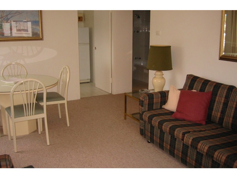 */2A Henry Lawson Avenue, Mcmahons Point NSW 2060