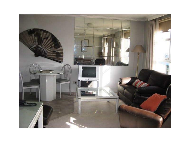 2A Henry Lawson Avenue, Mcmahons Point NSW 2060