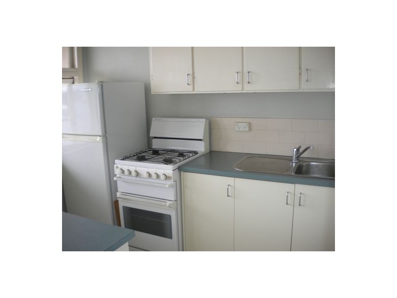 2 East Crescent Street, Mcmahons Point NSW 2060