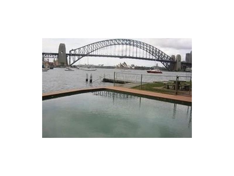 21 East Crescent St, Mcmahons Point NSW 2060