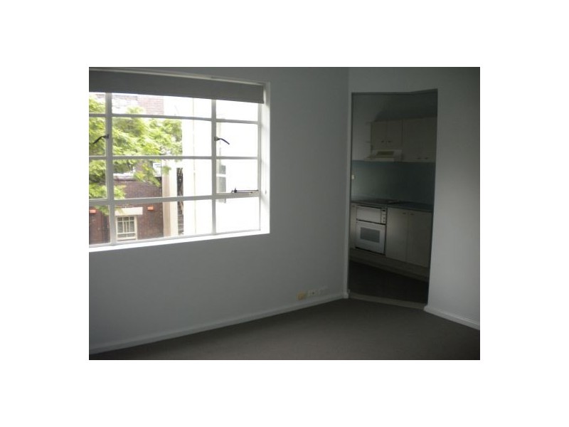 4 Holbrook Avenue, Kirribilli NSW 2061