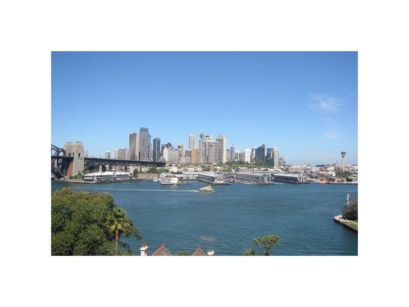 2-4 East Crescent Street, Mcmahons Point NSW 2060