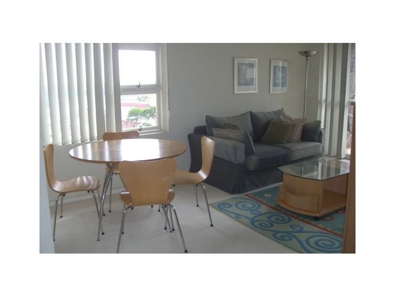 2-4 East Crescent Street, Mcmahons Point NSW 2060