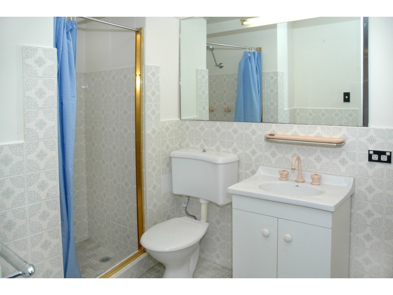 65/90 Blues Point Rd, Mcmahons Point NSW 2060
