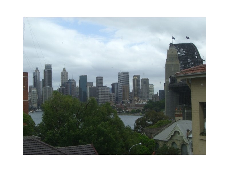 33 Fitzroy St, Kirribilli NSW 2061