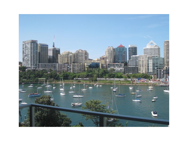 17 East Crescent St, Mcmahons Point NSW 2060