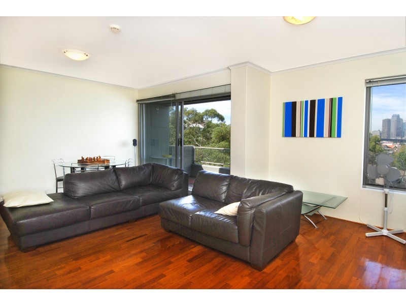 67/90 Blues Point Rd, Mcmahons Point NSW 2060
