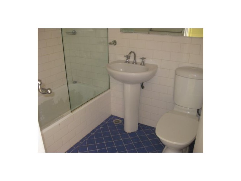 14 Blues Point Rd, Mcmahons Point NSW 2060