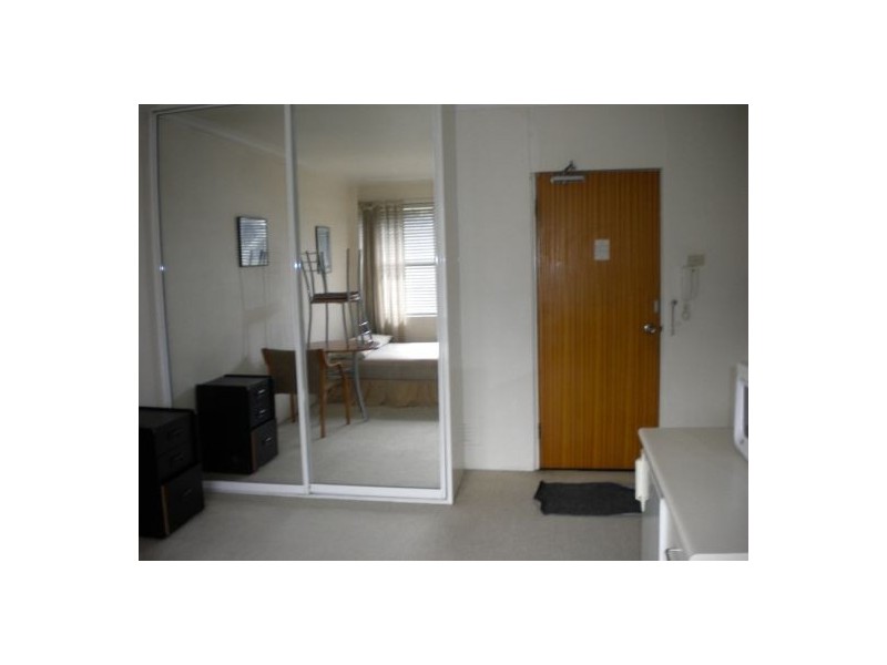 33 Fitzroy St, Kirribilli NSW 2061