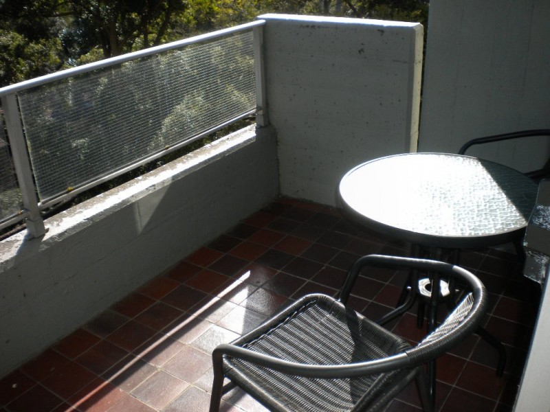 90 Blues Point Rd, Mcmahons Point NSW 2060