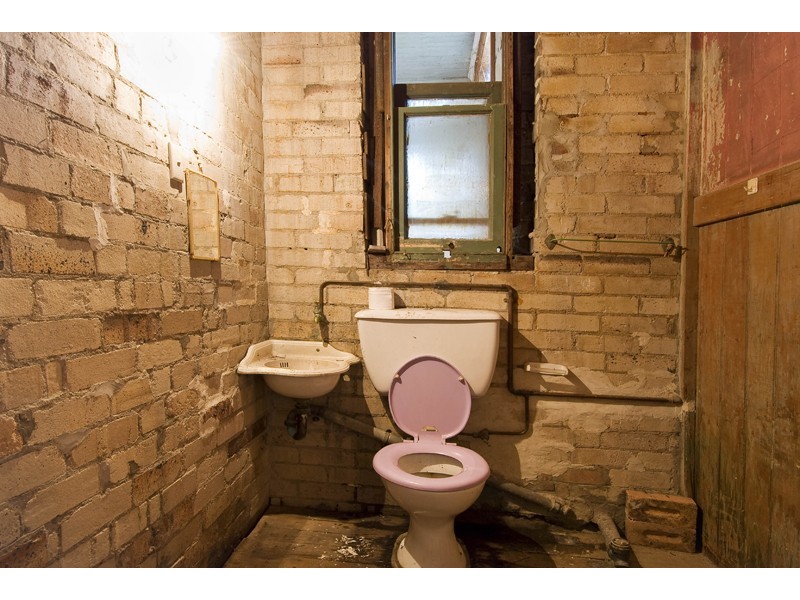 94 Blues Point Rd, Mcmahons Point NSW 2060