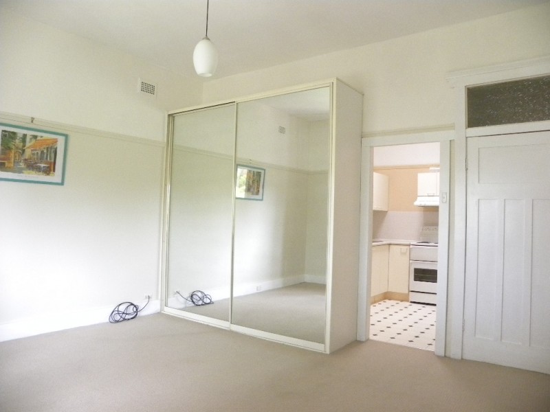 24 East Crescent Street, Mcmahons Point NSW 2060