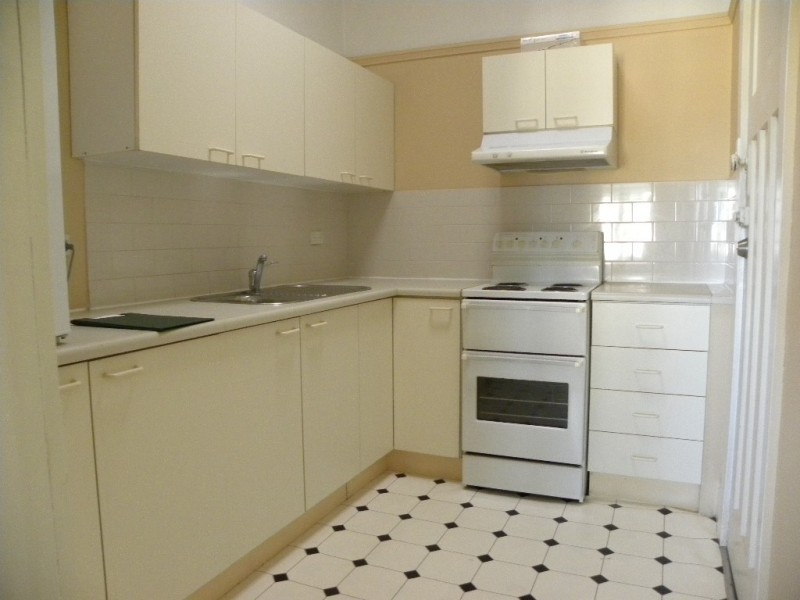 24 East Crescent Street, Mcmahons Point NSW 2060