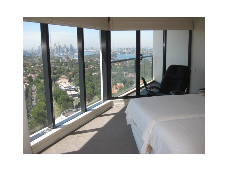 3 Herbert st, St Leonards NSW 2065