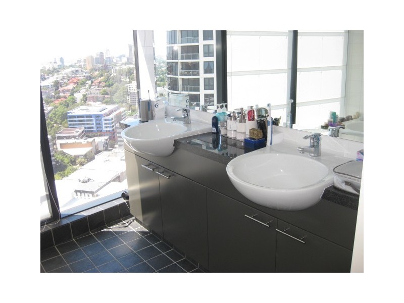 3 Herbert st, St Leonards NSW 2065