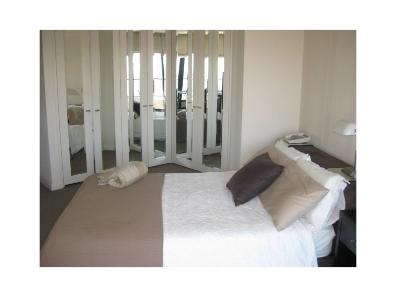 3 Herbert st, St Leonards NSW 2065