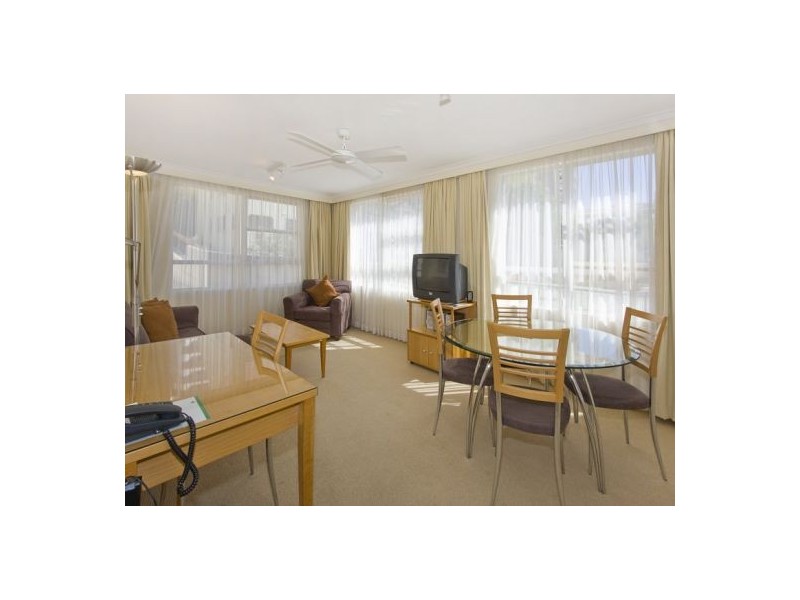 24/2a Henry Lawson Ave, Mcmahons Point NSW 2060